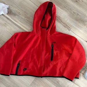 Nike Crop Hoodie